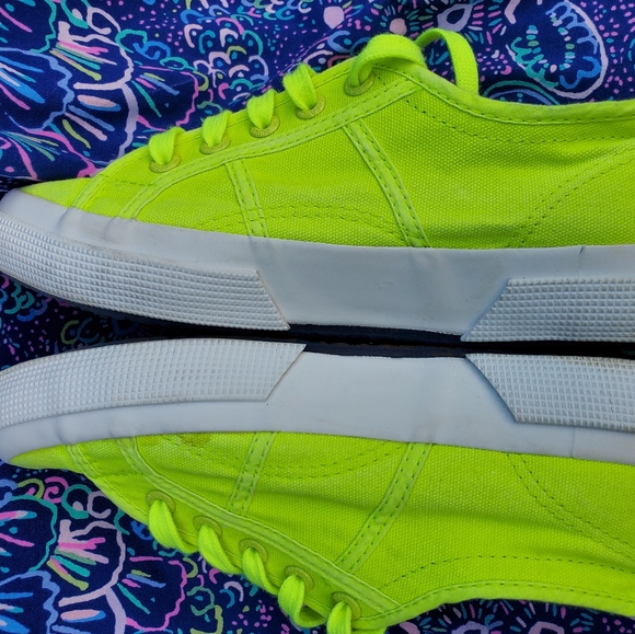 Superga Neon Yellow - Picture 7 of 12